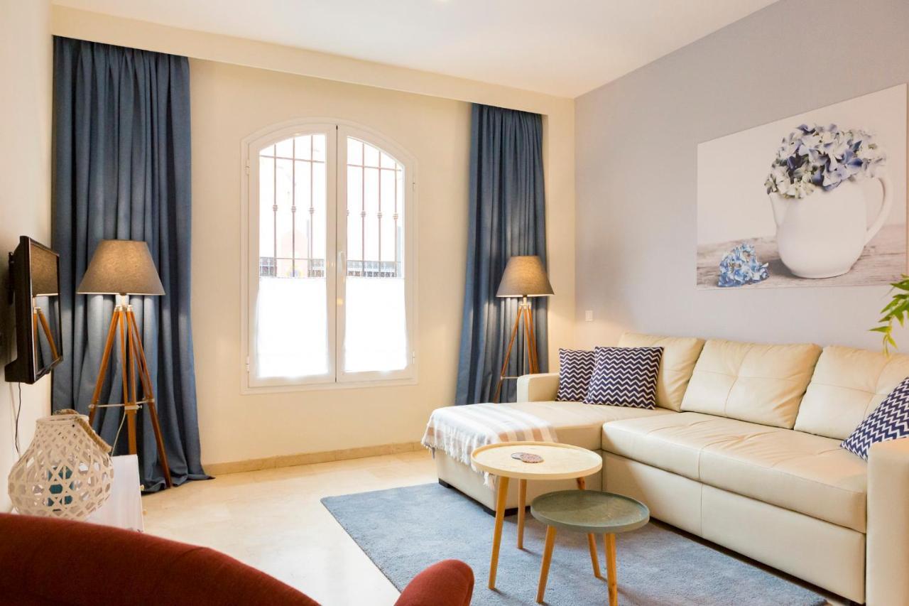 Agua VI & Seasonal Pool By Ele Apartments Malaga Bagian luar foto